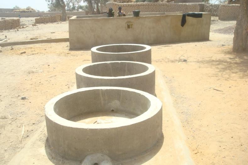 Abreuvoirs du puits de kamaraga 